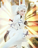 Yurisa超美《崩坏3》新COS